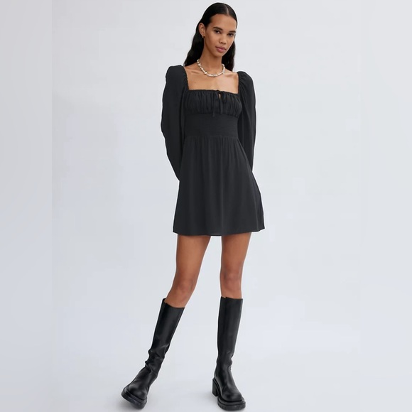 (NEW) Aritzia - Sunday Best Arden Dress Black - Picture 1 of 8